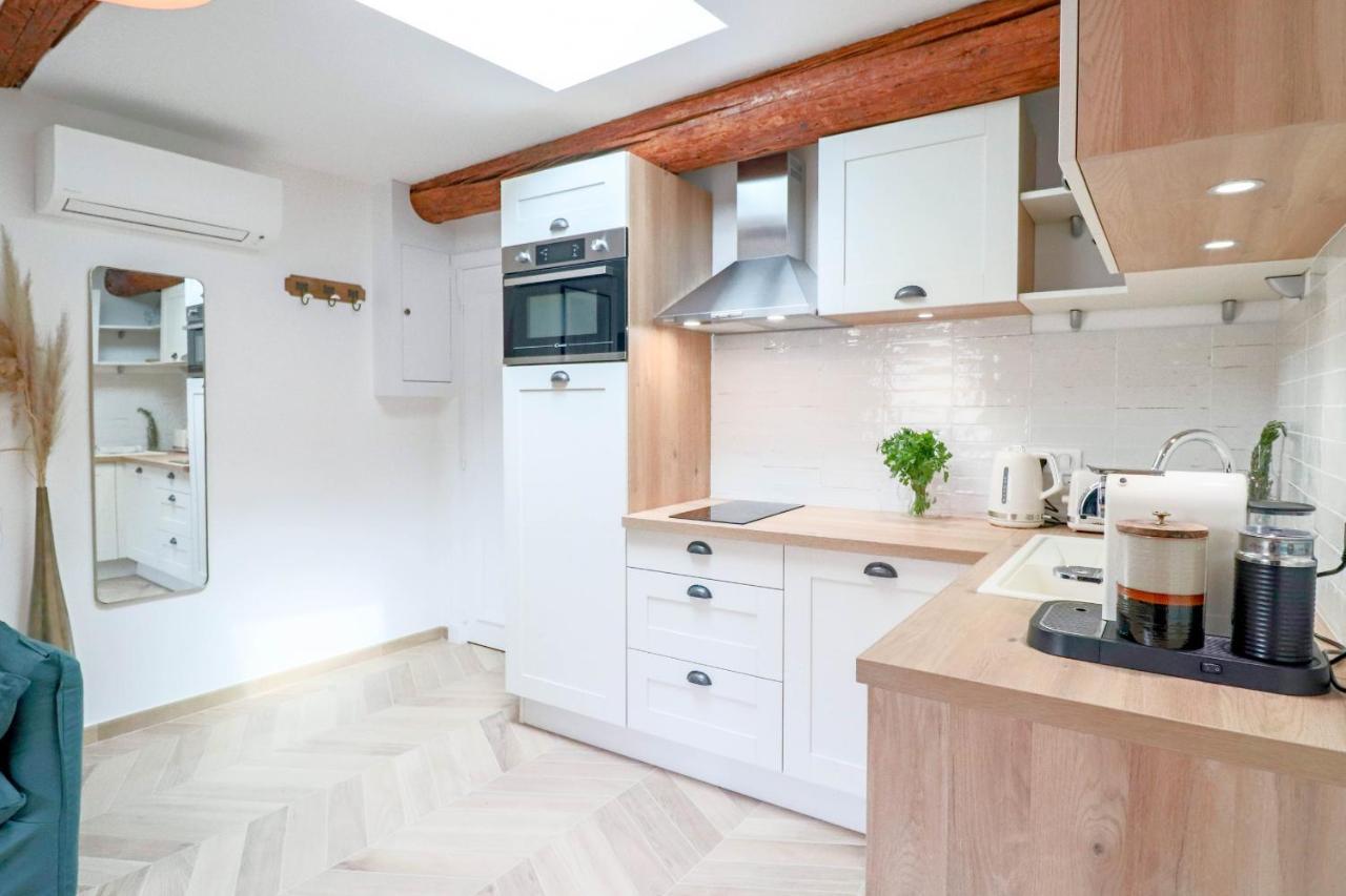 Aubernon Luxurious, Newly Renovated Flat In Heart Of Old Antibes Exterior foto